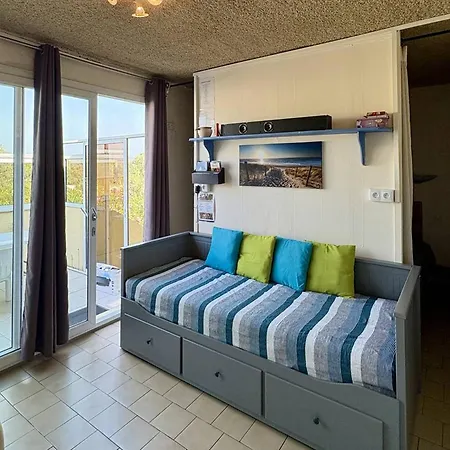 Climatise Proche Et Commerces Avec Terrasse - Fr-1-529-311