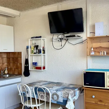 Climatisé Proche Et Commerces Avec Terrasse - Fr-1-529-311 Le Barcarès